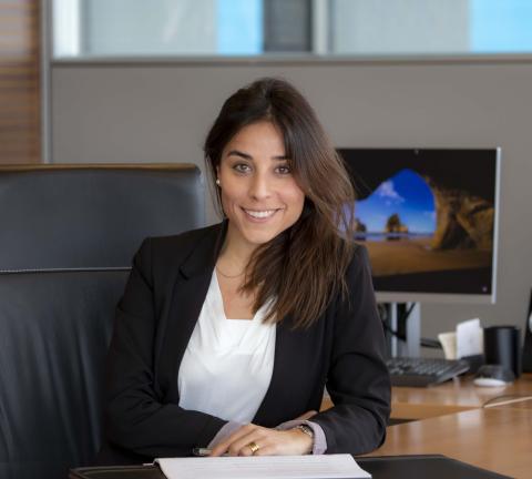 Ana_Riera_corporate