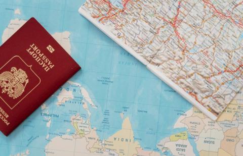 Mapa y pasaporte