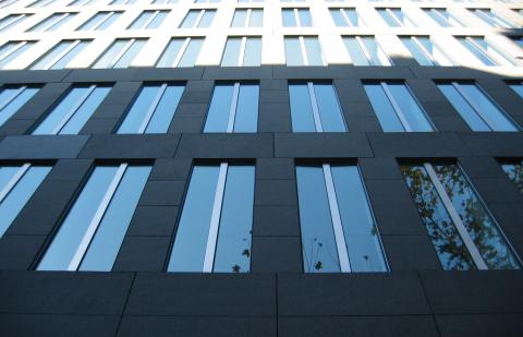 NdP_EAE Institute for Business Trends 