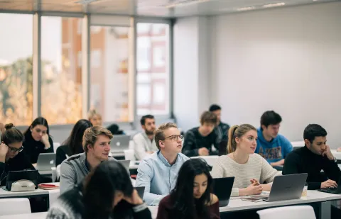 master-finanzas-eae-barcelona