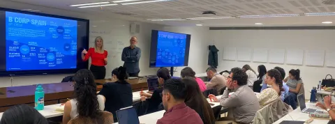 Alumnos del máster en Sostenibilidad y RSC EAE