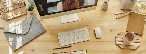 Escritorio con ordenador