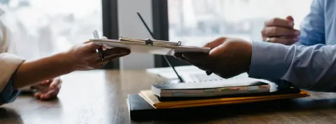 Recursos Humanos hablando sobre la discriminación laboral