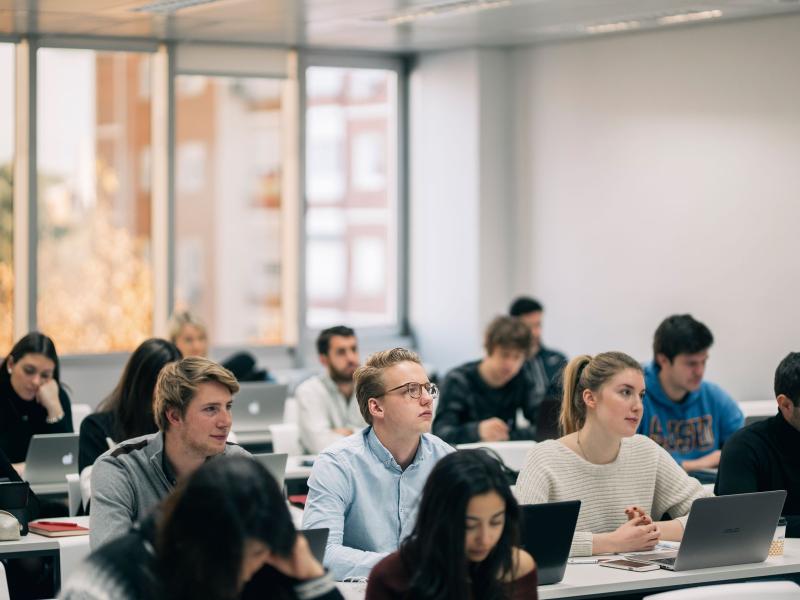 master-finanzas-eae-barcelona