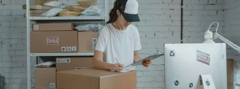 Cómo elegir el canal de distribución adecuado en las empresas