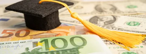 becas para estudiar en España