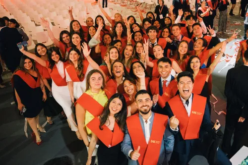 Alumnos graduados EAE Business School Barcelona 2024