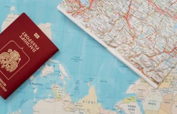 Mapa y pasaporte