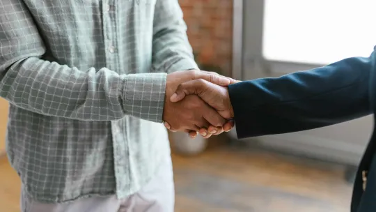 ¿Qué es el liderazgo y cuáles son los aspectos más importantes para ser un buen líder?