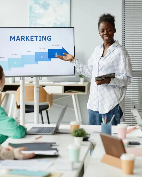 Guía completa para elegir un máster en marketing digital.