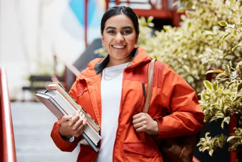 Cómo estudiar en España siendo peruano| EAE BCN Estudiantes de Perú